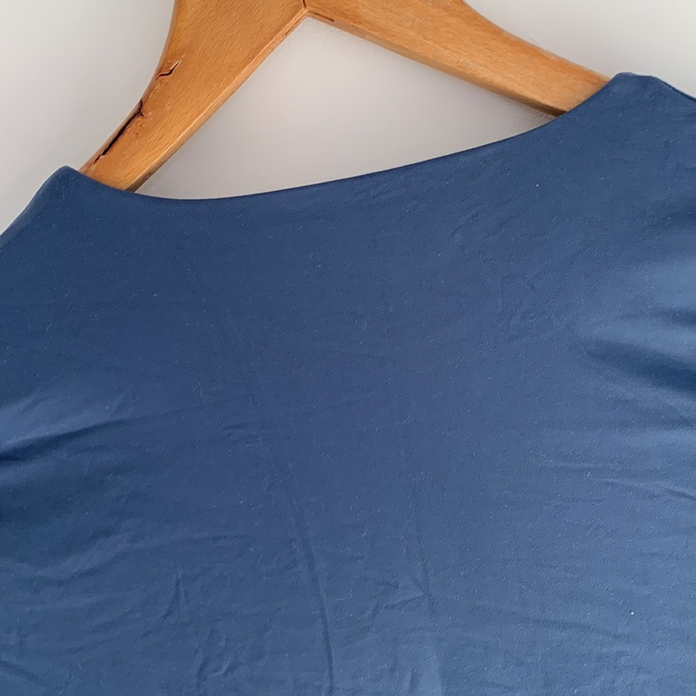 Abercrombie and Fitch Soft Matte Tuckable Long Sleeve Navy Blue SzS - Picture 9 of 11